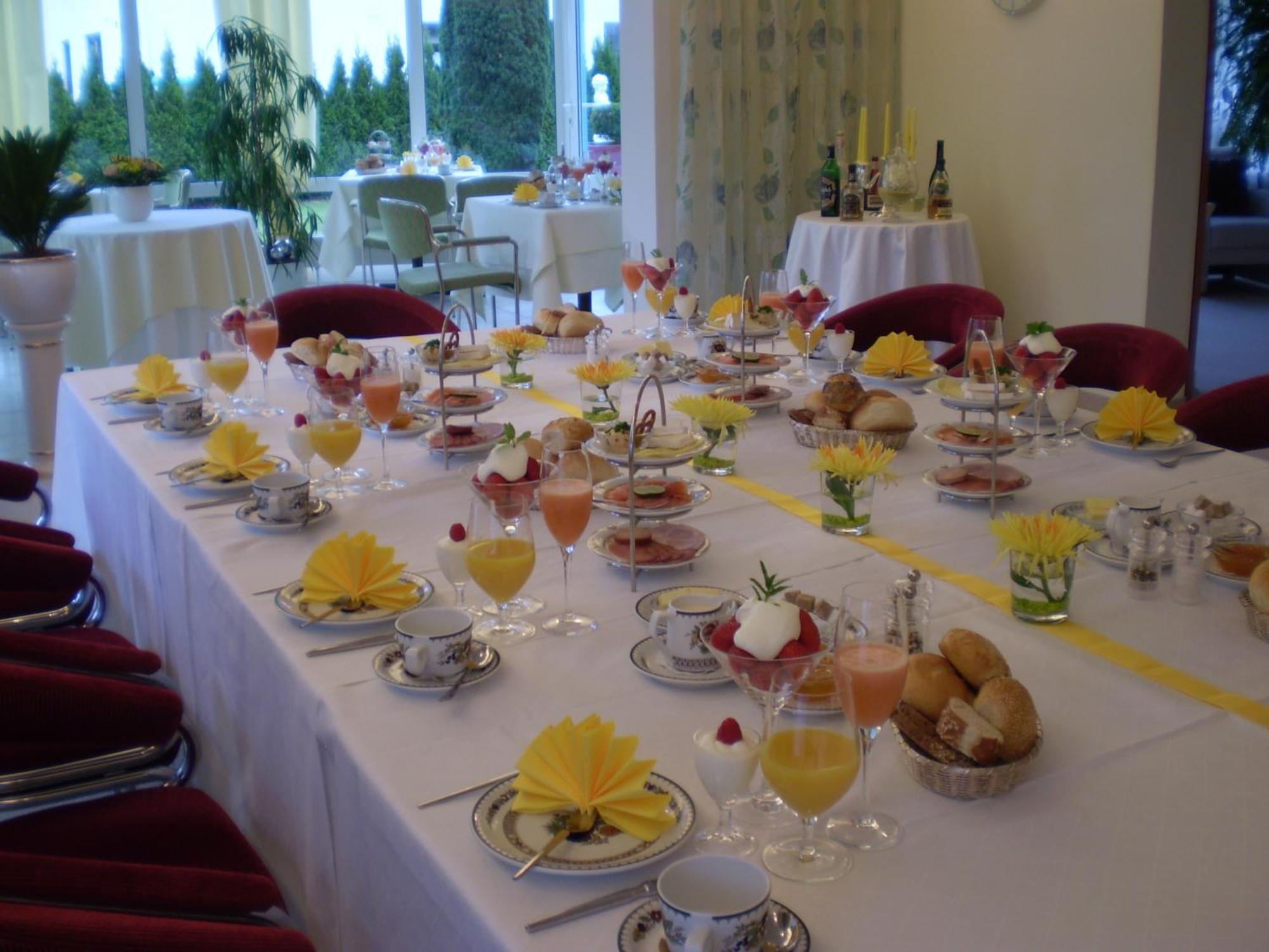Hotel Christine 3*